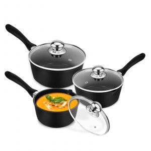Ensemble de casseroles